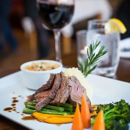 Wild Atlantic لينوان