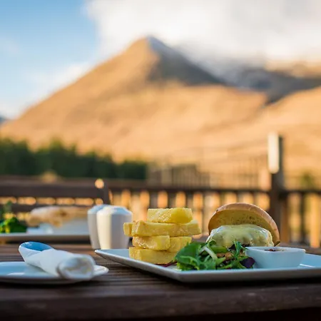 بيت شباب Wild Atlantic