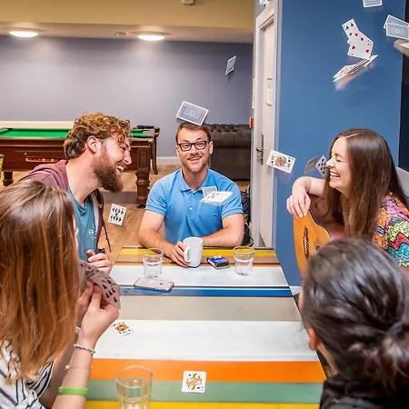 Wild Atlantic لينوان